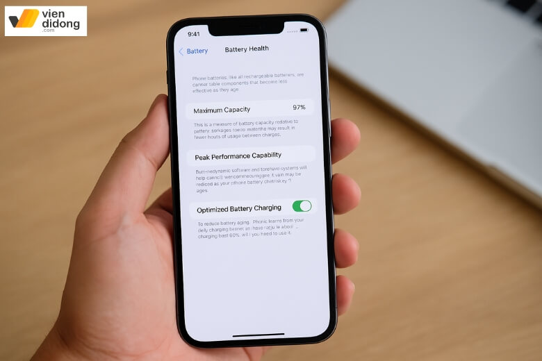 Thay pin iPhone 8 Plus 4 Thay pin iPhone 8 Plus kéo dài tuổi thọ máy