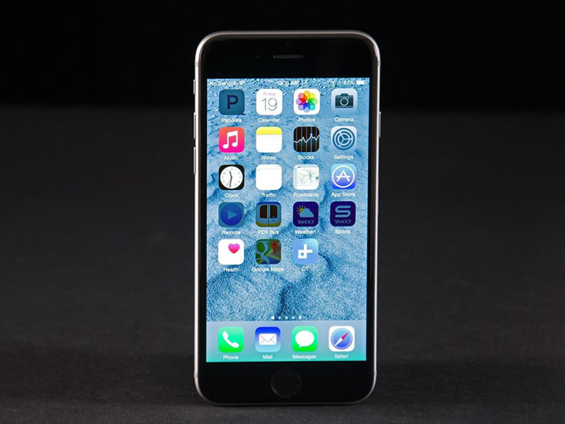 iPhone 6 bị hư, bể màn hình cần thay ngay để việc sử dụng không bị gián đoạn