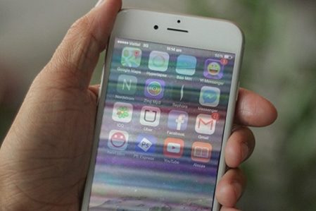 Sửa màn hình iPhone 6, 6 Plus bị sọc ngang 1 Ảnh chụp màn hình iPhone 6 bị sọc ngang