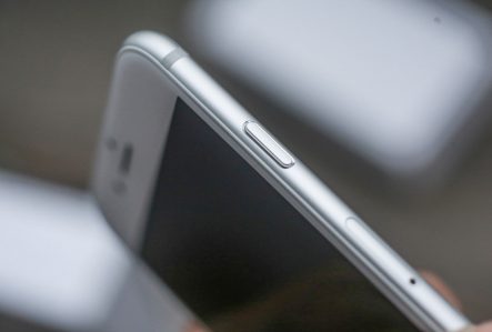 Cách sửa màn hình iPhone 6, 6 plus kêu tạch tạch 1 Khi màn hình iPhone 6, 6 Plus kêu tạch tạch