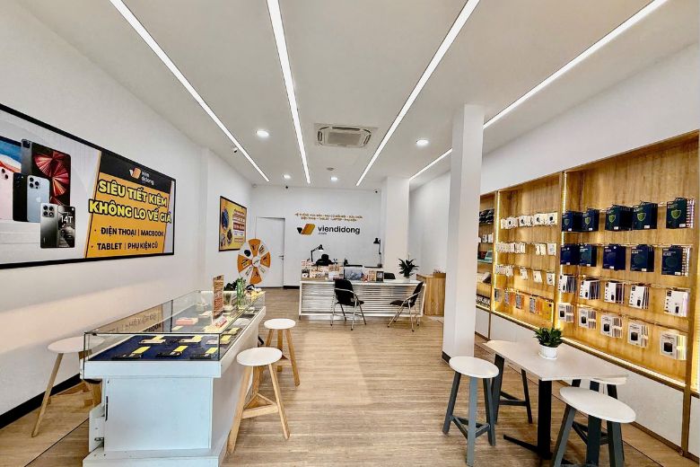 Thay màn hình iPhone 11 5 Thay màn hình iPhone 11 chính hãng, đặt lịch trước nhanh chóng