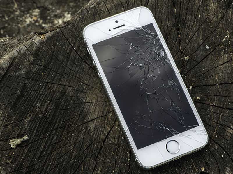 màn hình iPhone 6 bị vỡ 2