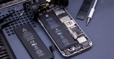 pin iPhone 6S Plus thumb