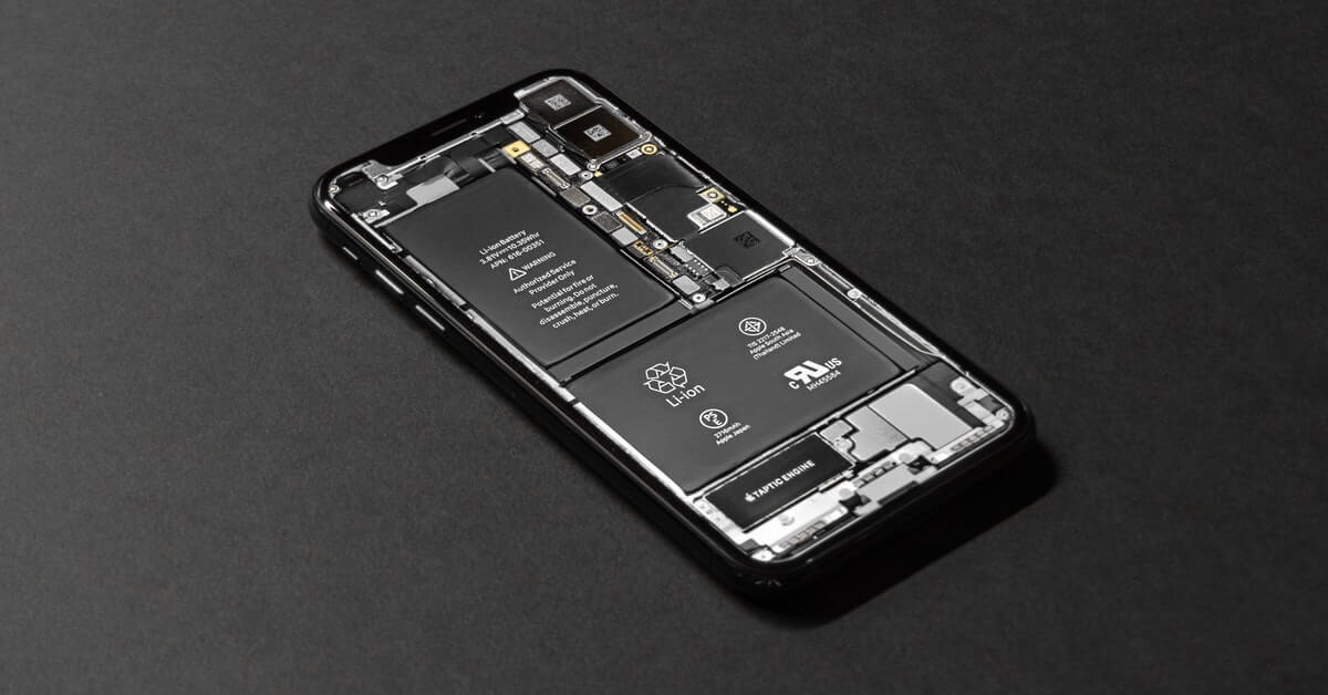 Thay pin iPhone giá bao nhiêu là chuẩn và tốt nhất?