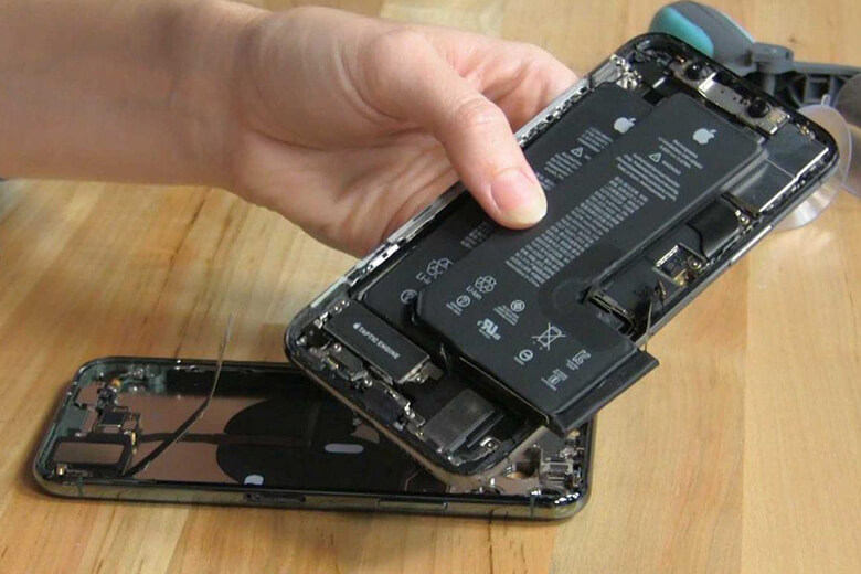 Pin iPhone 11 Pro hư sẽ ảnh hưởng đến quá trình sử dụng điện thoại