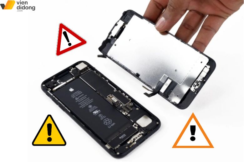 Tự sửa iPhone 12 tại nhà tiềm ẩn rủi ro nếu không có kỹ thuật
