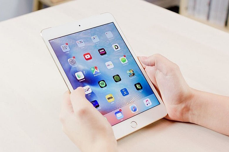 Màn hình nhỏ nhưng iPad mini lại có cấu hình mạnh, camera tốt, màn hình sắc nét