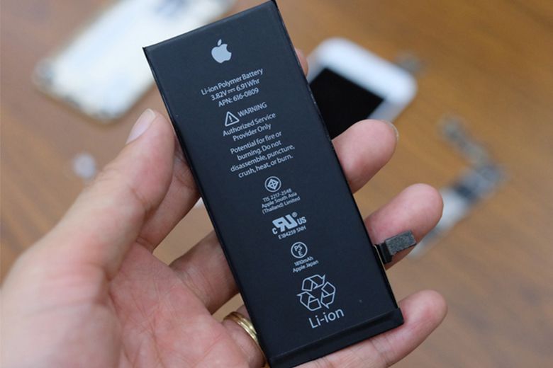 Pin Lithium-ion trên iPhone
