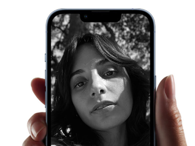 Camera selfie iPhone 13 Pro Max sẽ đem đếnhững bức ảnh tự sướng xuất sắc 