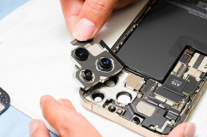 Vì sao nên chọn Viện Di Động để thay camera sau iPhone 13 Pro Max?