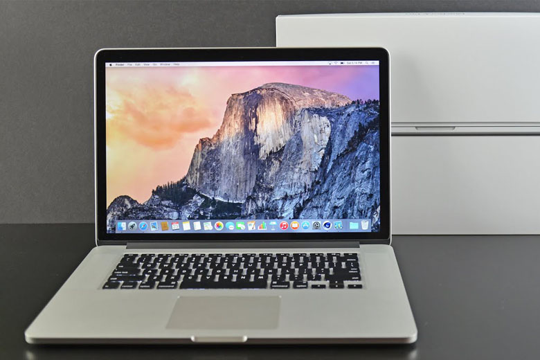 Khi nào cần thay màn hình MacBook Pro 2015?