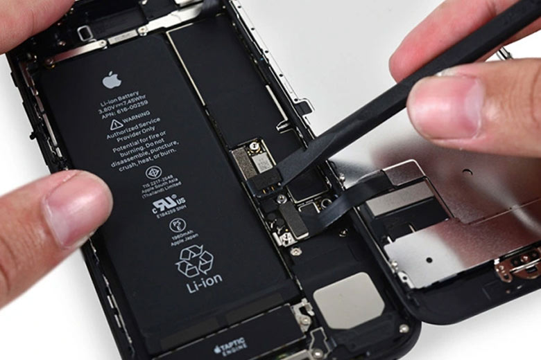 Nên chọn pin iPhone 13 phù hợp với nhu cầu sử dụng