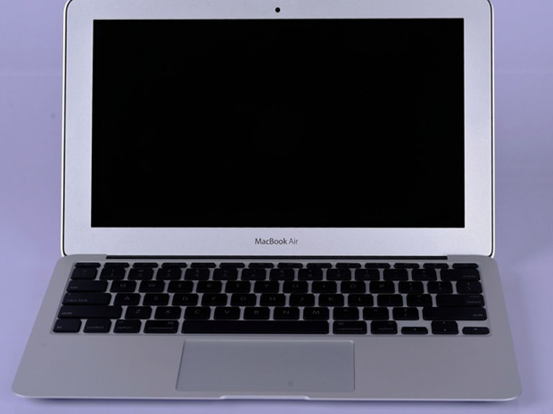 Vệ sinh MacBook Air định kỳ để gia tăng tuổi thọ cho MacBook 