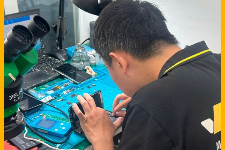 Viện Di Động là đơn vị thay màn hình iPhone 13 mini chính hãng, giá tốt