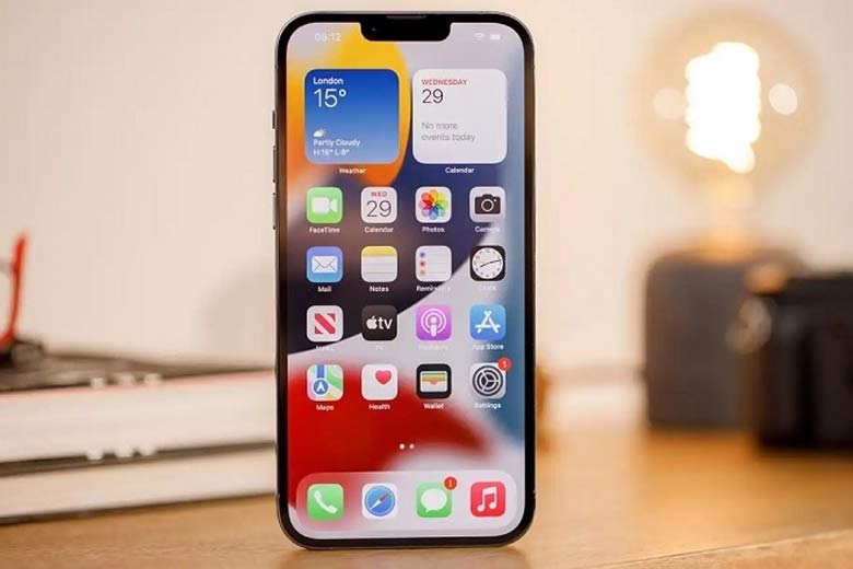 iPhone 13 Pro sở hữu màn hình OLED với 6.1 inch và tần số quét 120Hz tiên tiến