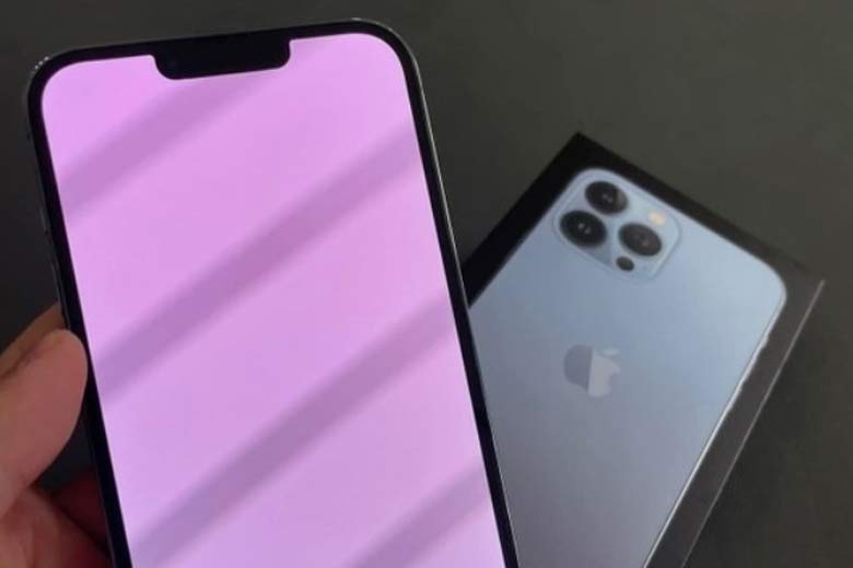 Cần thay màn hình iPhone 13 Pro khi xuất hiện ám màu