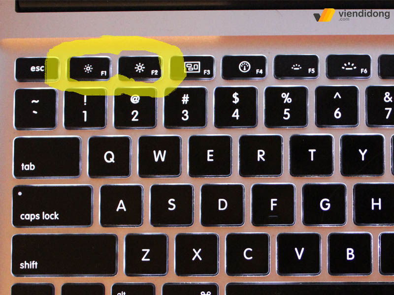 cách tiết kiệm pin MacBook độ sáng