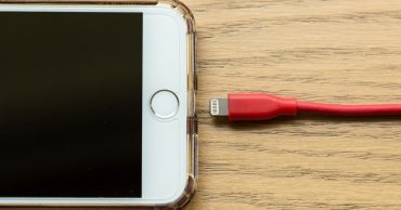 iPhone báo sạc nhưng không vào pin thumb