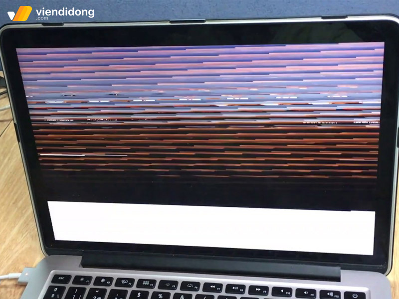 Lỗi màn hình MacBook nguyên nhân