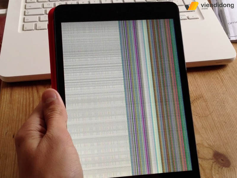 màn hình iPad bị sọc chập chờn
