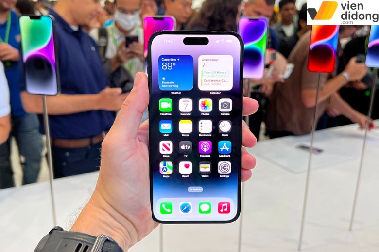 Thay màn hình iPhone 14 Pro chính hãng có độ tương thích cao nhất