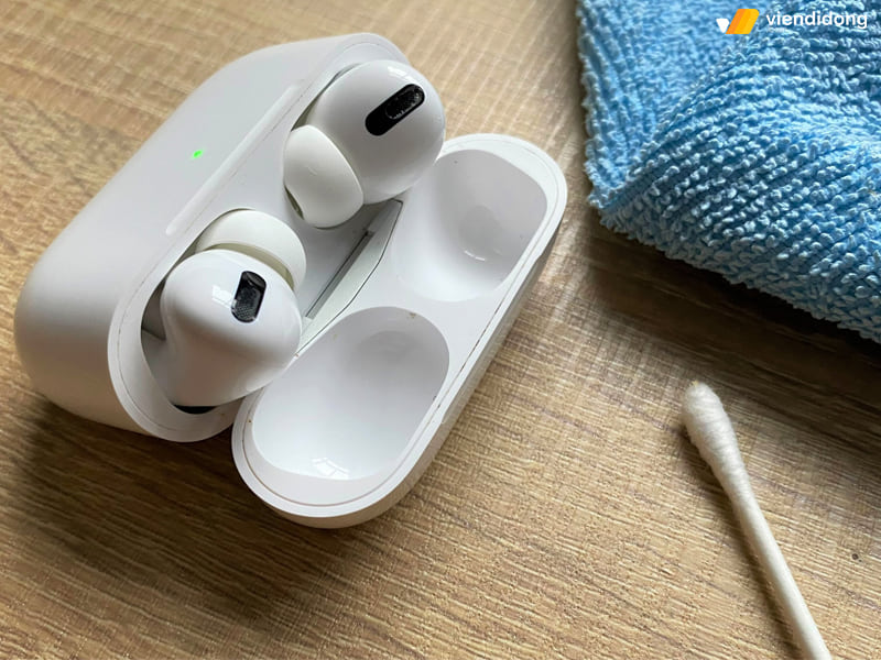 AirPods có chống nước không làm sạch