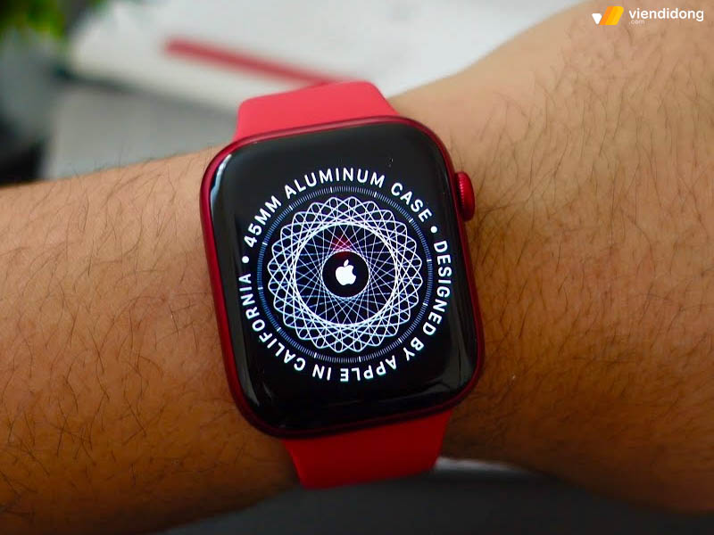 chọn màu đồng hồ thông minh Apple Watch theo phong thủy đỏ