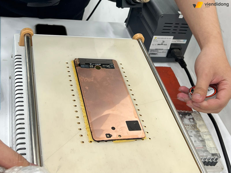 sửa chữa điện thoại Samsung quy trình