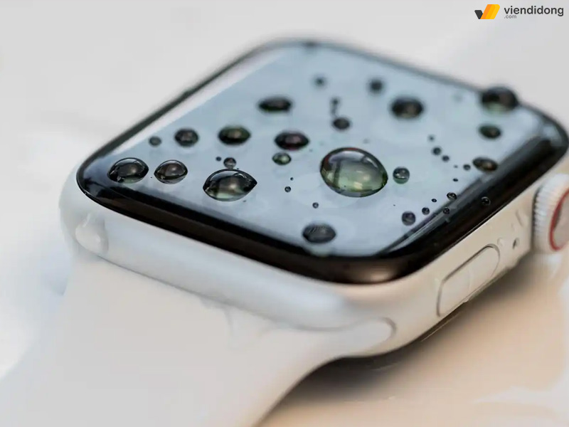 Thay pin Apple Watch chống nước 