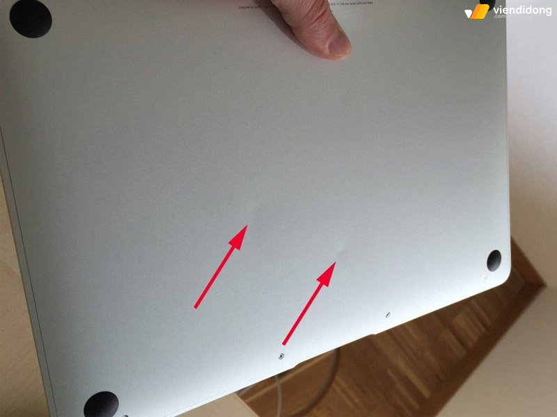MacBook bị móp nguy hiểm
