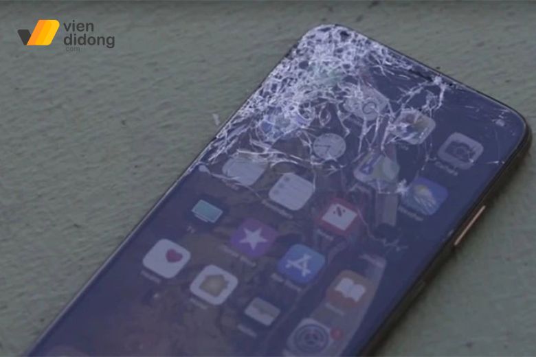 Nguyên nhân cần thay màn hình điện thoại iPhone 15 Plus