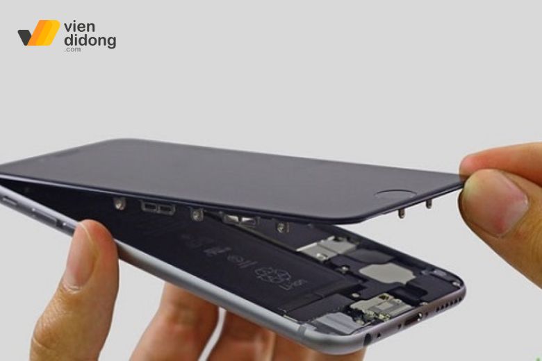 Thay màn hình Daison iPhone 15 Plus