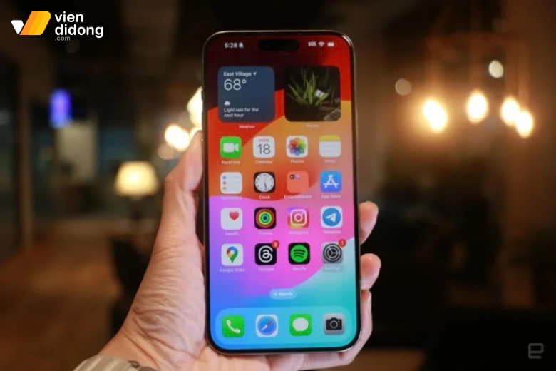 Màn hình iPhone 15 sử dụng công nghệ Dynamic Island