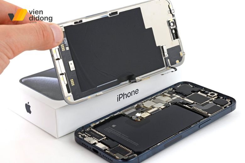 Thay màn hình iPhone 15 Plus ở nơi uy tín để đảm bảo an toàn