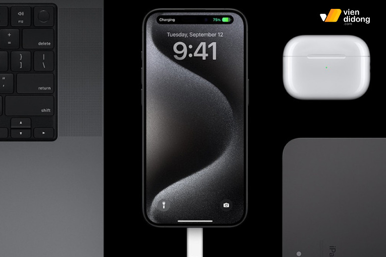 Thay pin iPhone 15 Pro Max 1 Pin iPhone 15 Pro Max có dung lượng 4441mAh