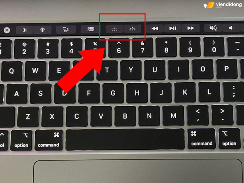 bàn phím MacBook không sáng đèn touchbar