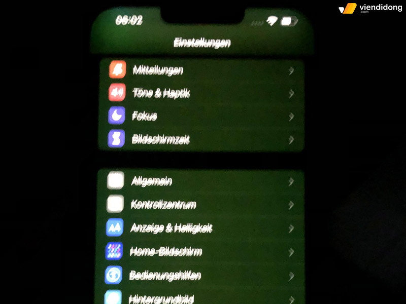 lỗi màn hình xanh iPhone 13 Pro Max dấu hiệu