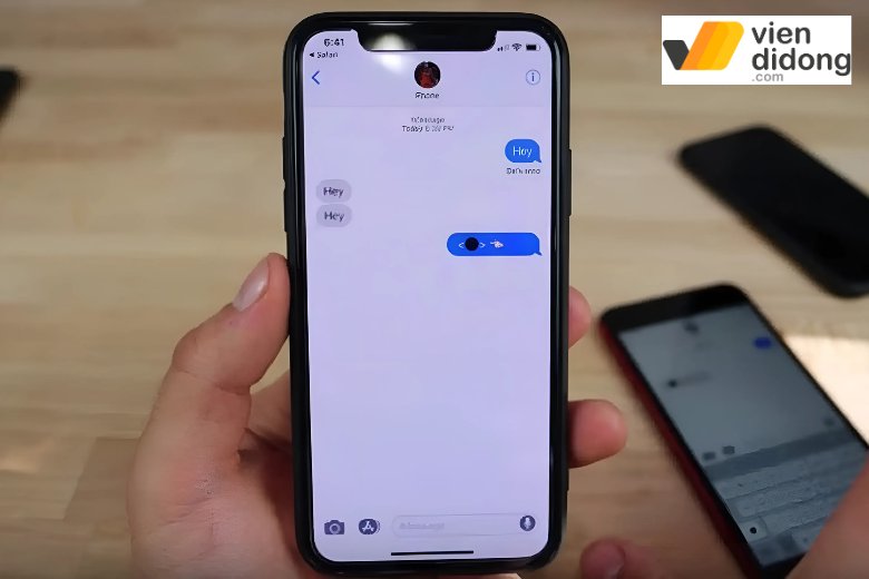 5 cách khắc phục màn hình iPhone bị chấm đen đơn giản 1 màn hình iPhone bị chấm đen