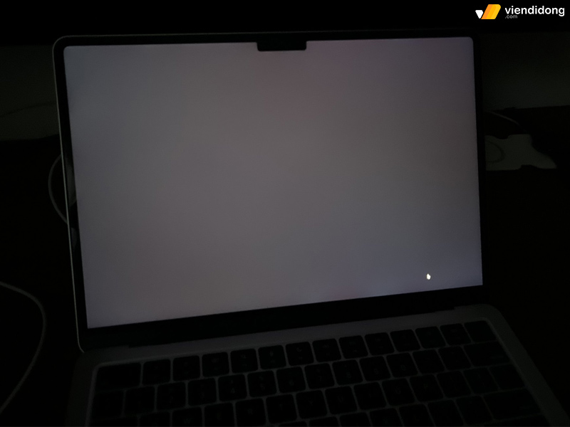 lỗi MacBook Air M2 hiển thị
