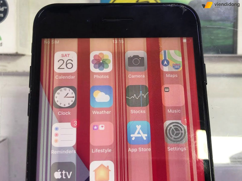 iPhone 7 Plus bị sọc màn hình 