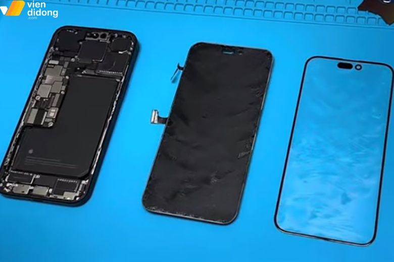 Tùy tình trạng hư hỏng để chọn ép kính hoặc thay màn hình iPhone 15 Pro