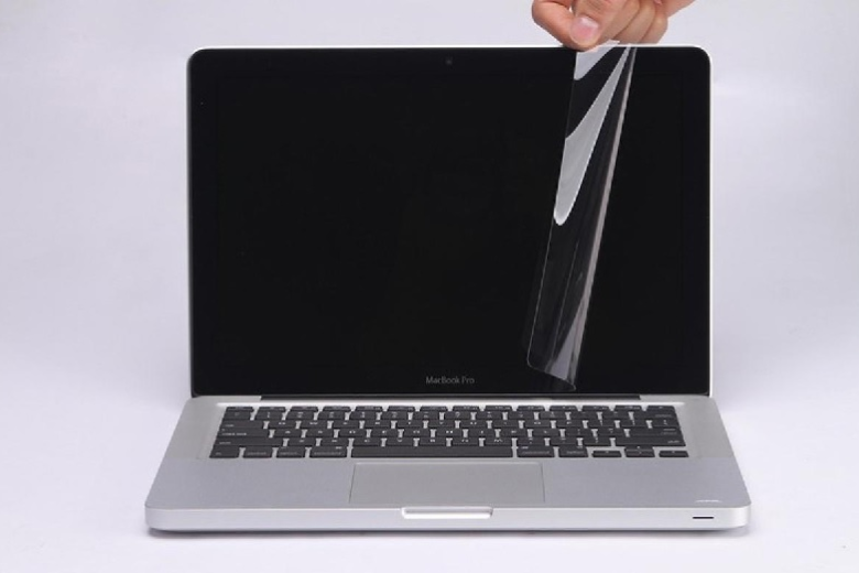 Hướng Dẫn Vệ Sinh Màn Hình Máy Tính Và Laptop Đúng Cách, Không Trầy Xước 9 1