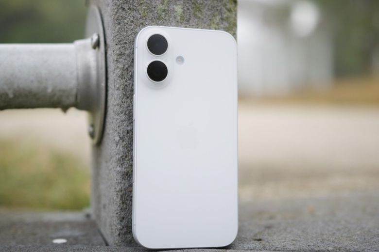 iPhone 16 256GB (Likenew) 1 iPhone 16 256GB likenew là máy đã kích hoạt, chất lượng còn rất tốt