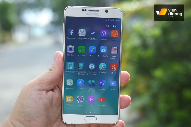 Galaxy Note cũ màn hình lớn, hiển thị sắc nét từng chi tiết