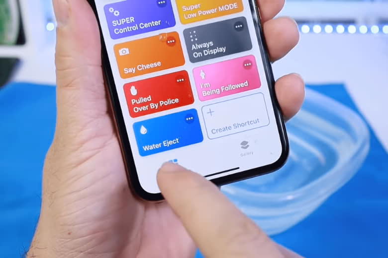 Cách khắc phục nhanh màn hình iPhone bị vào nước 4 iphone bị dính nước vào màn hình
