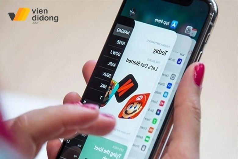 Tại sao pin iPhone còn nhưng vẫn sập nguồn? 11 Tắt app chạy ngầm để tiết kiệm pin