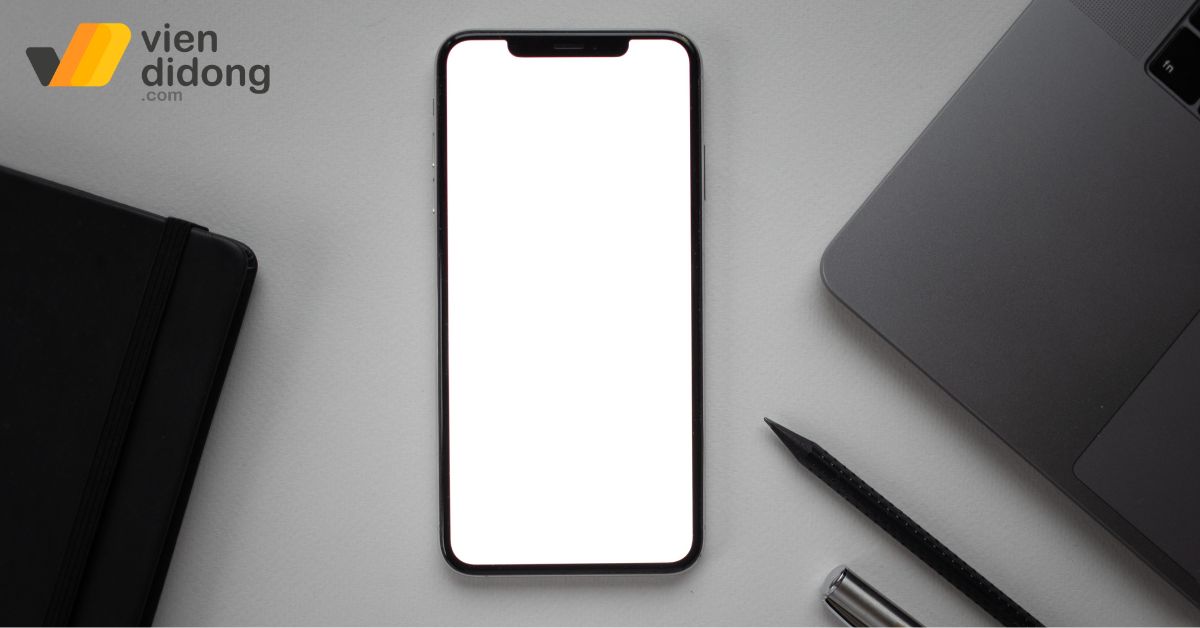 iphone bị trắng màn hình