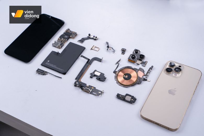 iPhone đã tân trang đã được thay linh kiện chính hãng và giá rẻ hơn sản phẩm mới