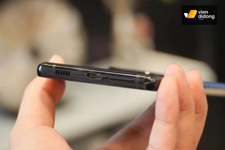 Kiểm tra kỹ màn hình, khung viền và phím bấm khi mua Samsung cũ