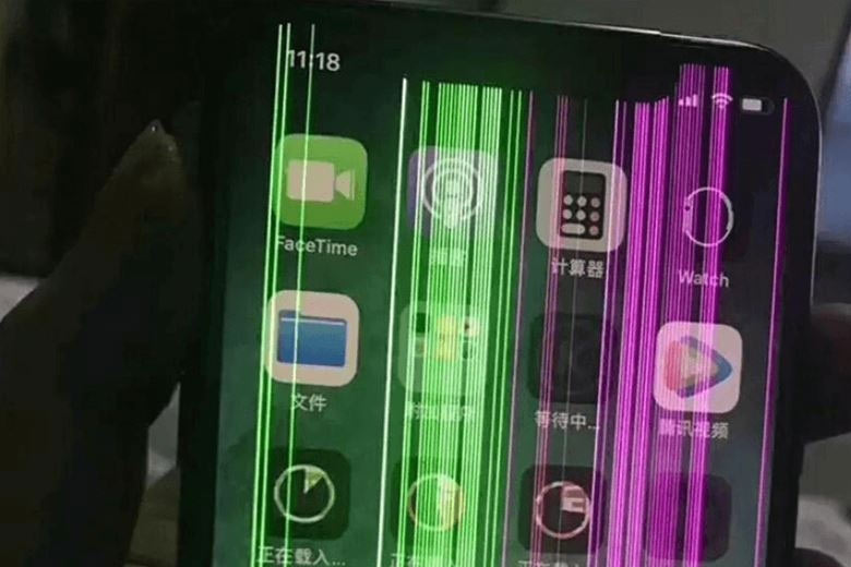 màn hình iphone bị sọc